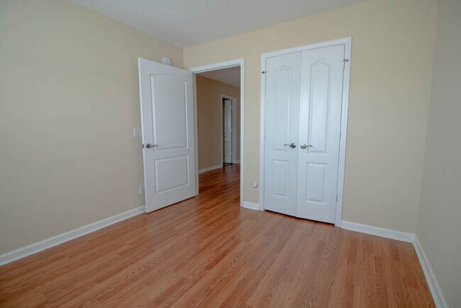 Building Photo - Berkeley Walk @ Savannah Quarters