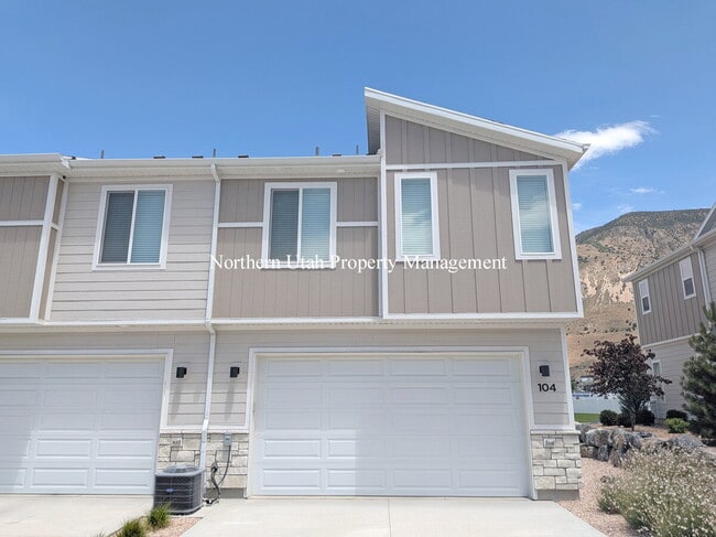 Building Photo - New - 3 Bed, 2.5 Bath, HVAC