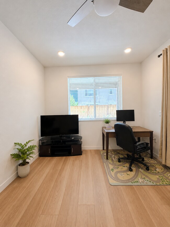 Building Photo - 5401 Hames Valley Ln