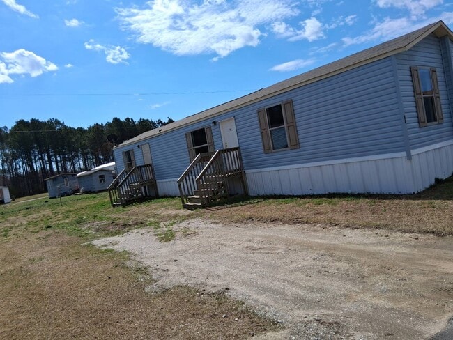 Building Photo - 101 Lone Pine Ln