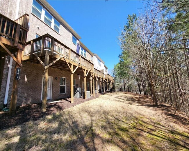 Building Photo - 871 Sunset Park Dr