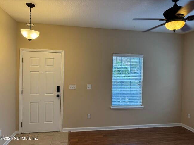 Building Photo - 575 Oakleaf Plantation Pkwy