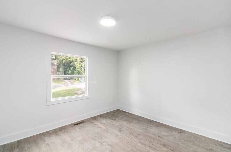 Building Photo - 204 Colleton Rd
