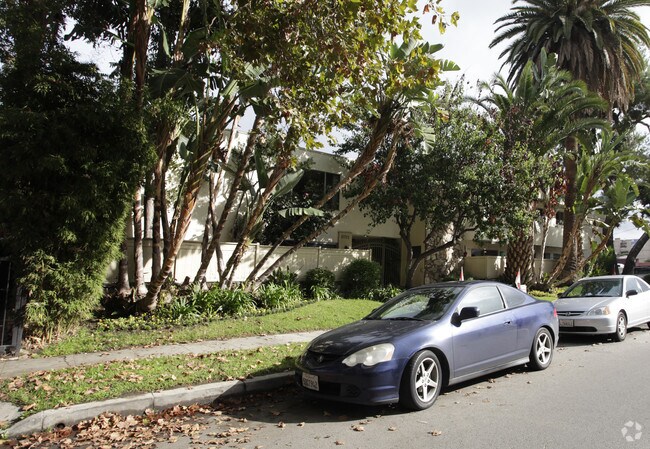 Building Photo - 10725 Acama St