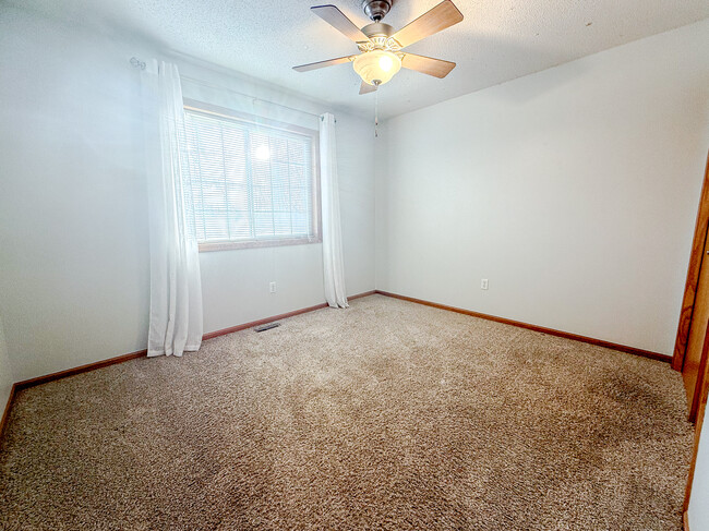 Bedroom 2 - 23153 Iris Avenue