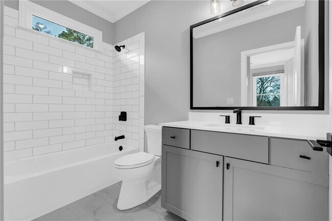 Building Photo - 909 Sunny Meadows Ln