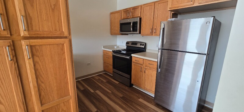 Building Photo - 1800 Jefferson St