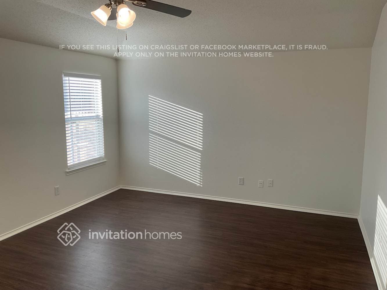 Building Photo - 2817 Goldfinch Dr