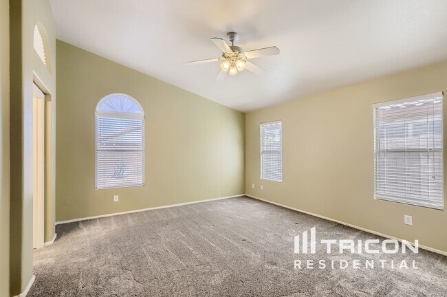 Building Photo - 15271 W Eureka Trail