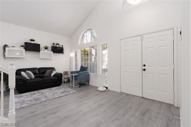 Building Photo - 2165 Crestline Falls Pl