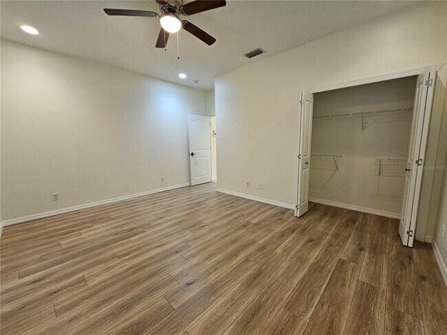 Building Photo - 6279 Sturbridge Ct