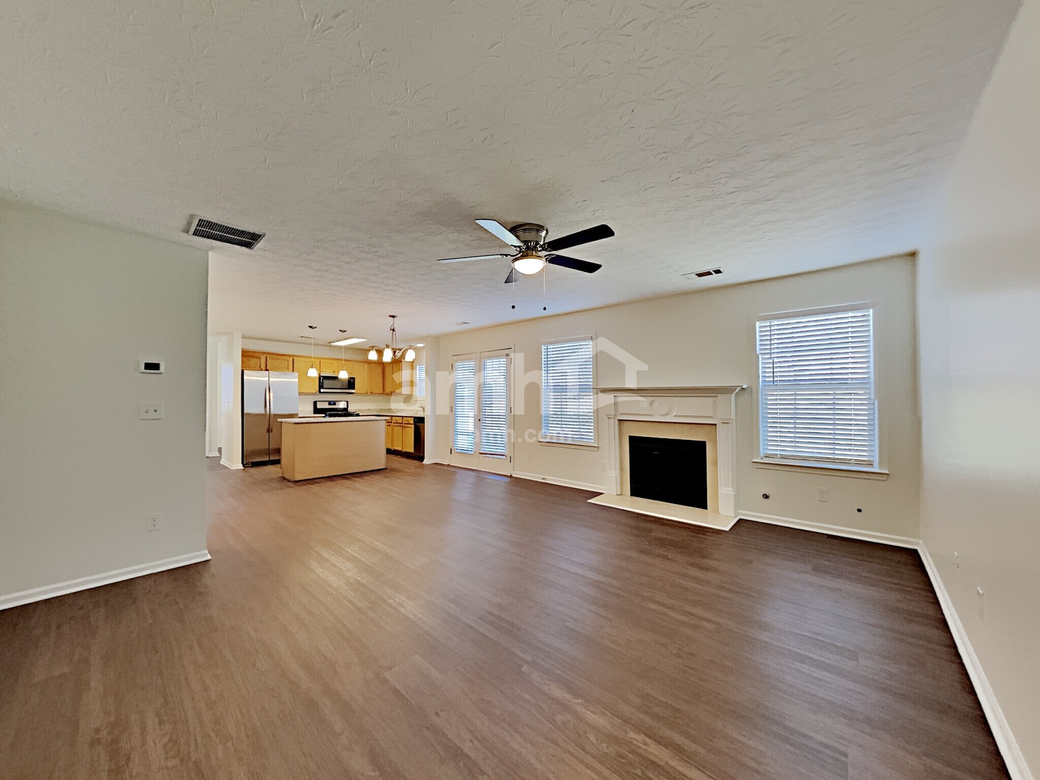 Building Photo - 1959 Johns Pl Ct NE