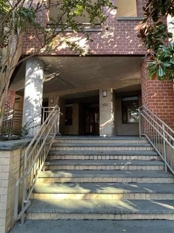 Building Photo - 300 Newark St.