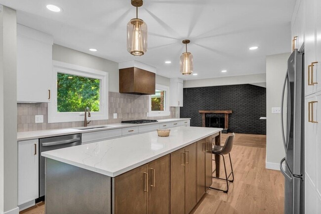 Building Photo - 3729 Boulder Dr