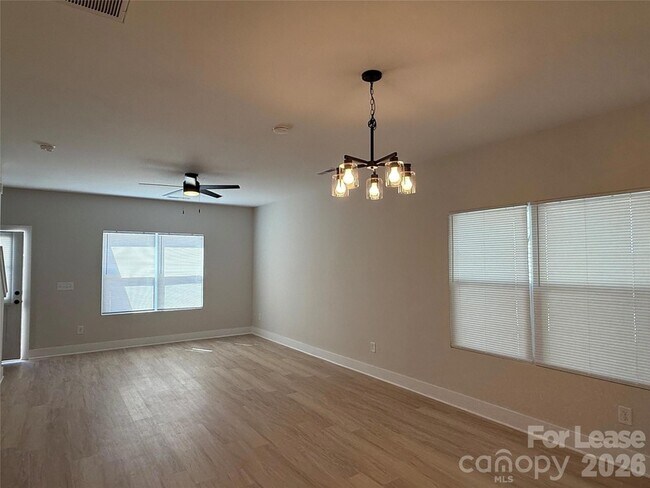 Building Photo - 1211 Tower Dr