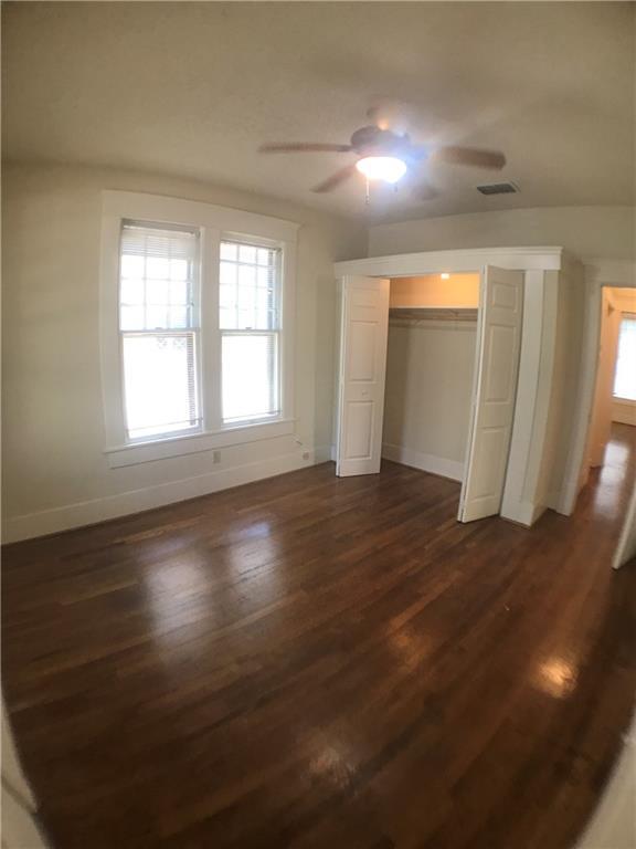 Building Photo - 615 W 37th St