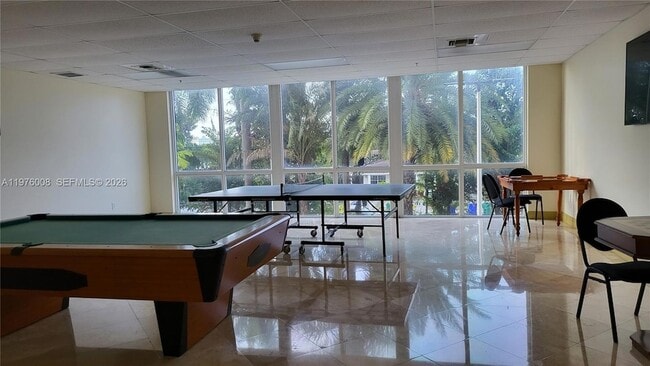 Building Photo - 3500 Coral Wy