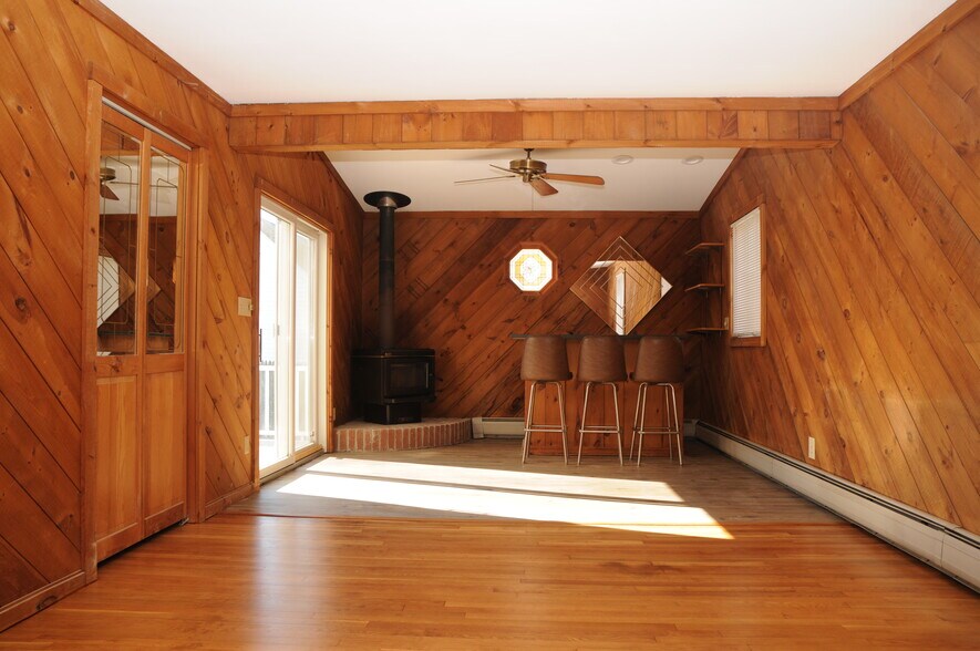 Building Photo - 115 Beauvue Ter