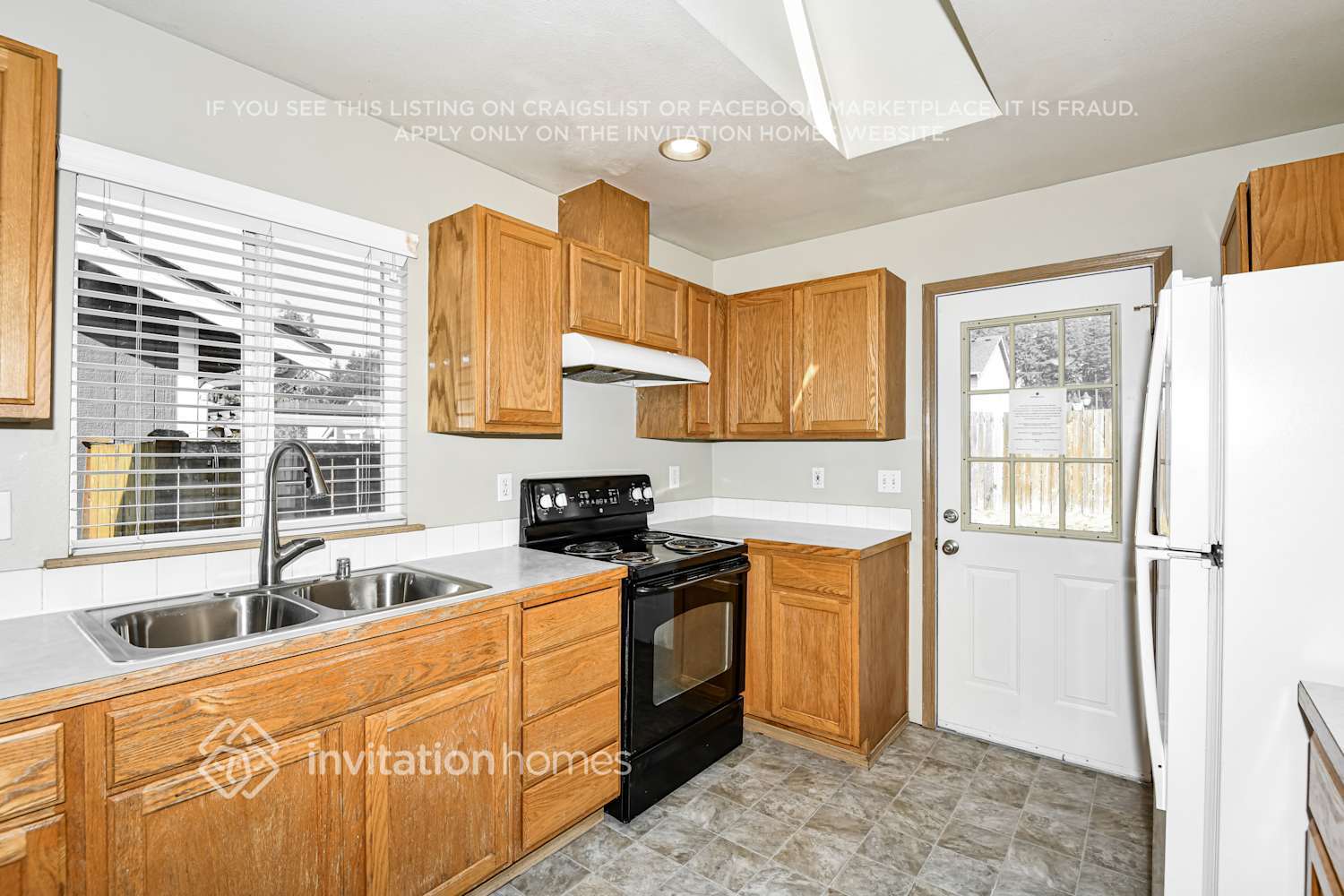 Building Photo - 20213 13th Ave Ct E