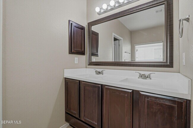 Building Photo - 4809 Gabriel Anthony Pl