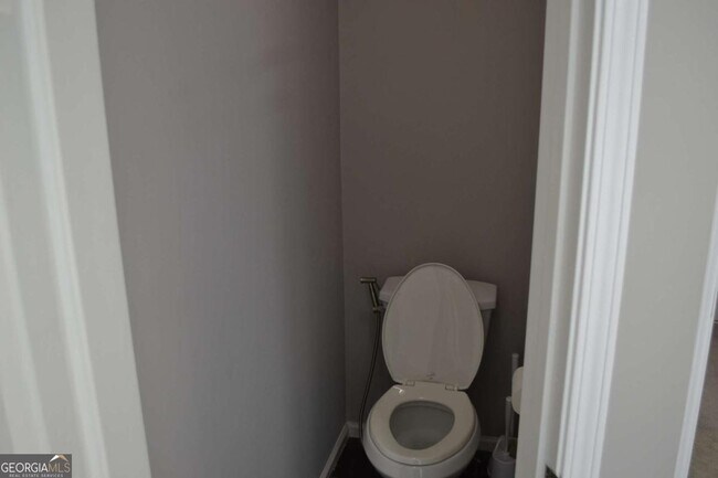 Building Photo - 1620 Grand Jct