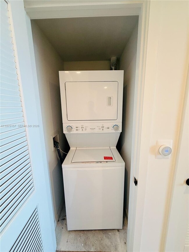 Building Photo - 307 SW 5th St