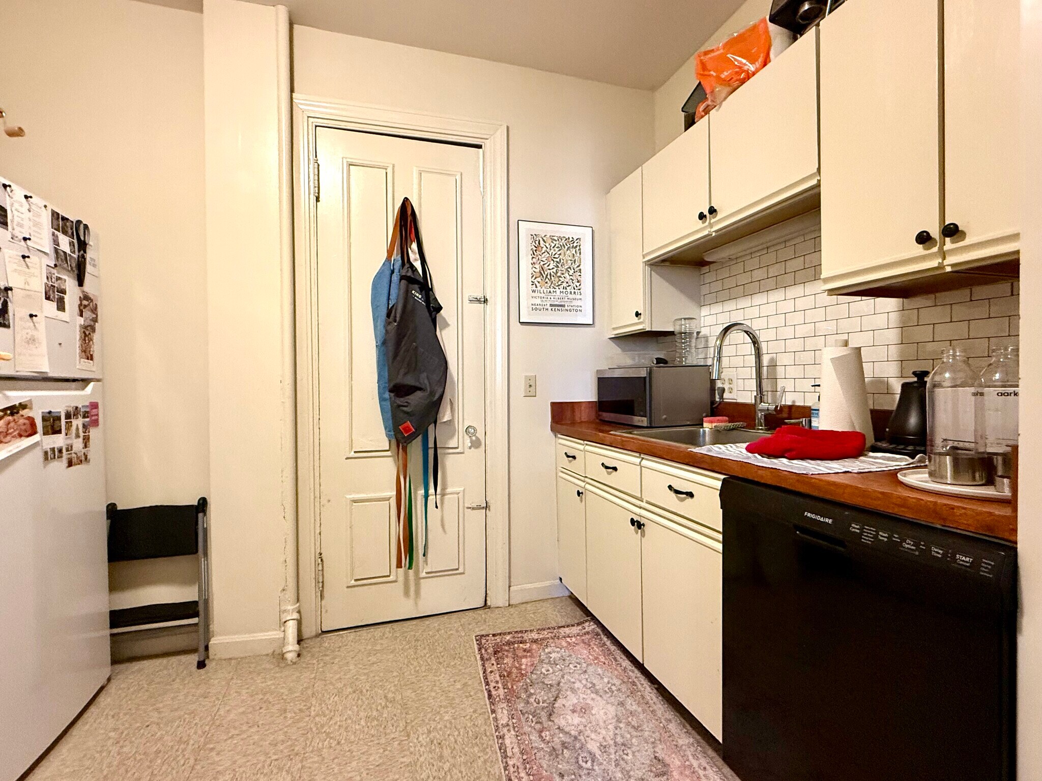 Building Photo - 317 Commonwealth Ave