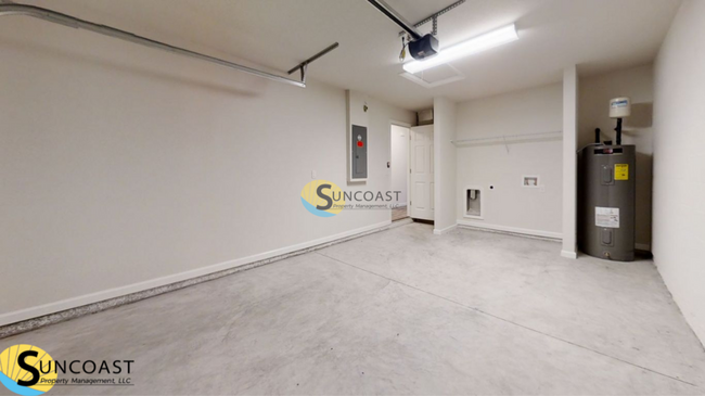 Building Photo - Apply Today for a Modern and Spacious 2/2 ...