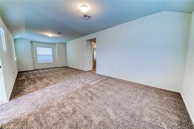 Building Photo - 15401 Summer Ray Dr