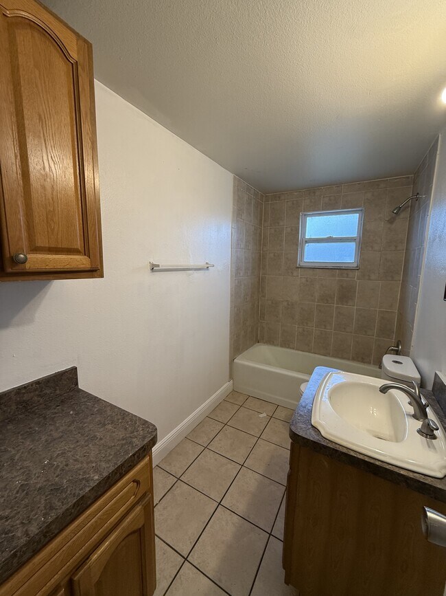 Building Photo - 2901 Parker Ave