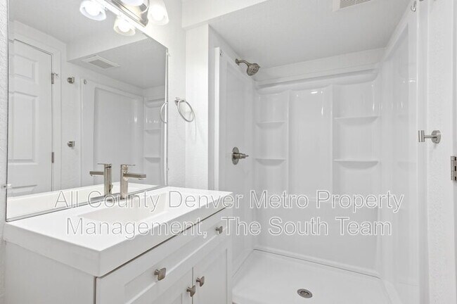 Building Photo - 5579 S Delaware St