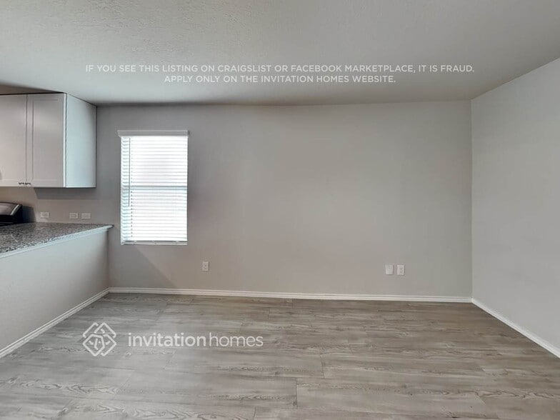 Building Photo - 3238 Kornberg Dr