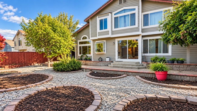 Building Photo - 3878 Loch Lomand Way