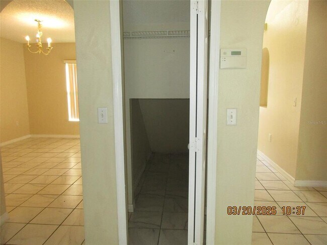 Building Photo - 11879 Bentry St