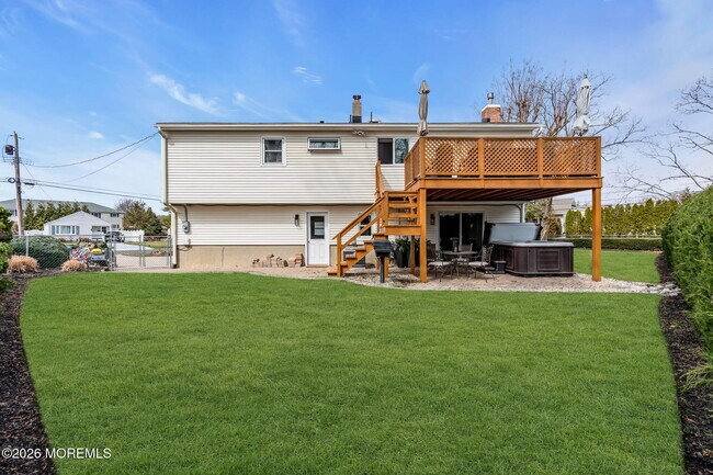 Building Photo - 2412 Homestead Ave