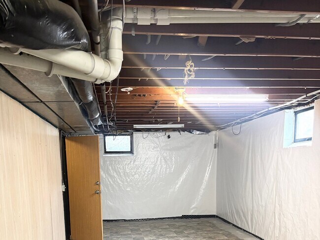 Building Photo - 7313 65th Ave N