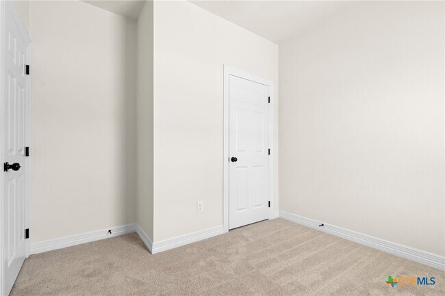 Building Photo - 209 S 18th St