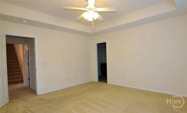 Building Photo - 75 Oak Ridge Cir