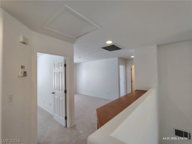 Building Photo - 4714 Portola Vista Ave