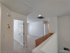 Building Photo - 4714 Portola Vista Ave