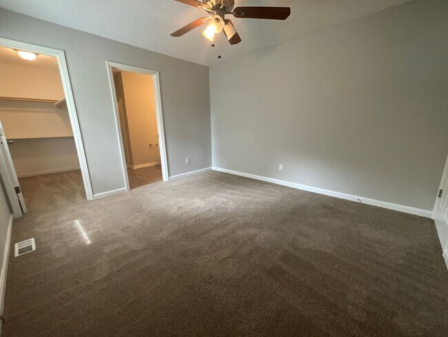 Building Photo - Now Ready in High Point! Fantastic 3 Bedro...