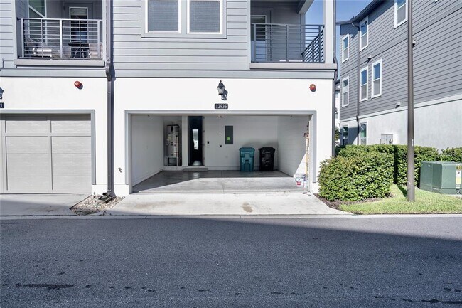 Building Photo - 12935 Gabor Ave