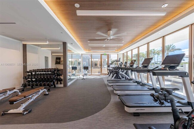 Building Photo - 3900 Alton Rd