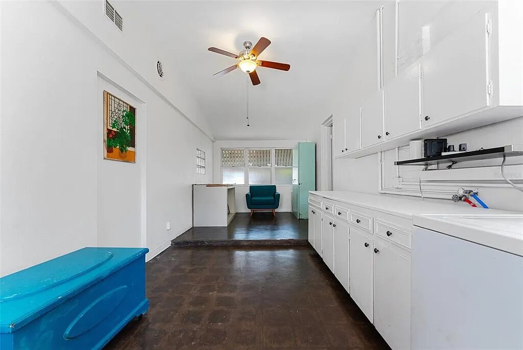 Building Photo - 1604 58th St S