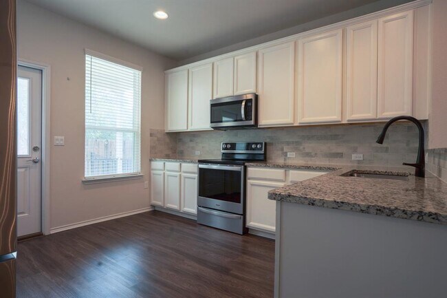 Building Photo - 10509 Abana Way