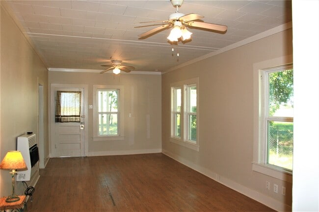 Building Photo - 4419 Brast Rd