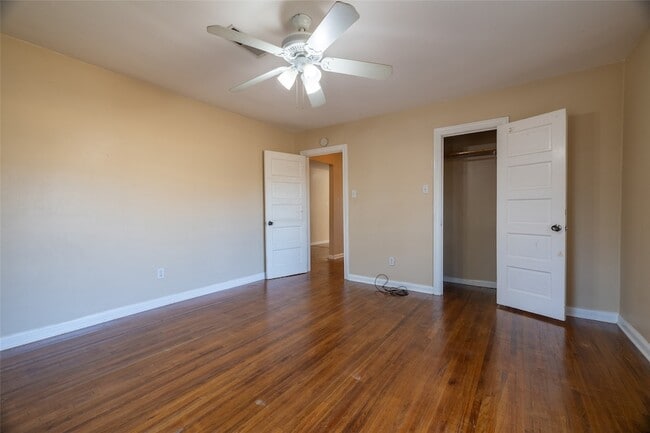 Building Photo - 2407 County Rd 2235