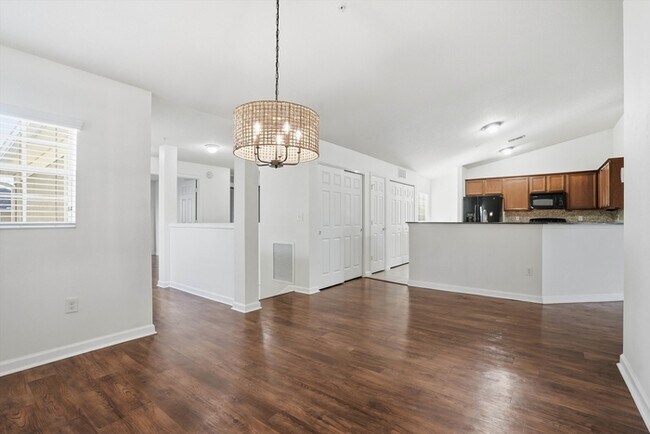 Building Photo - 6633 Jefferson Garden Ct