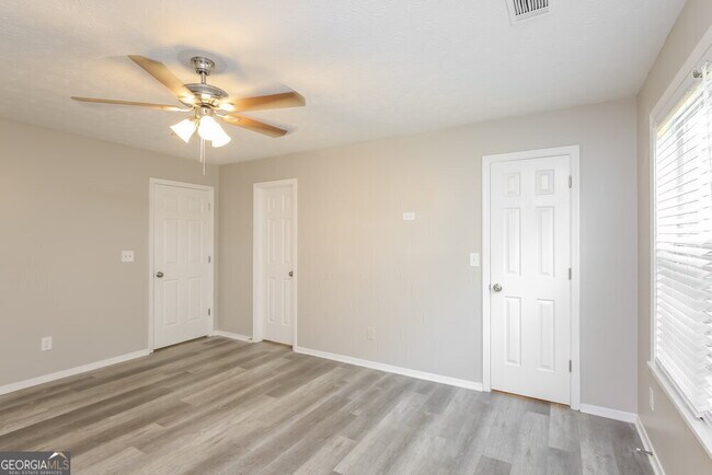 Building Photo - 721 Ashton Ln