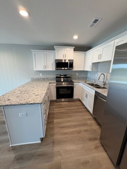 Building Photo - 612 Fall Meadow Ln